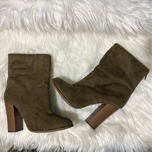 EUC Faux Suede Boot in Olive Green